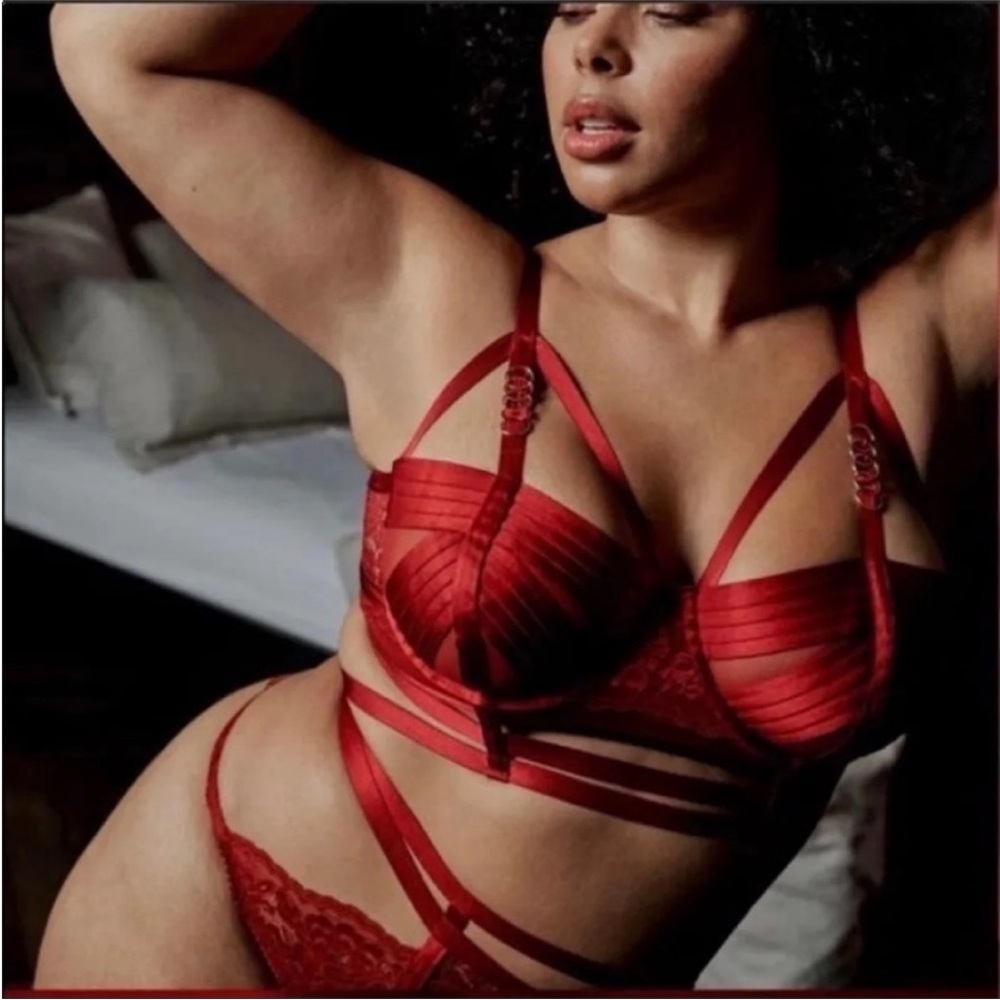 torrid cut out set - strappy caged bra & thong panties